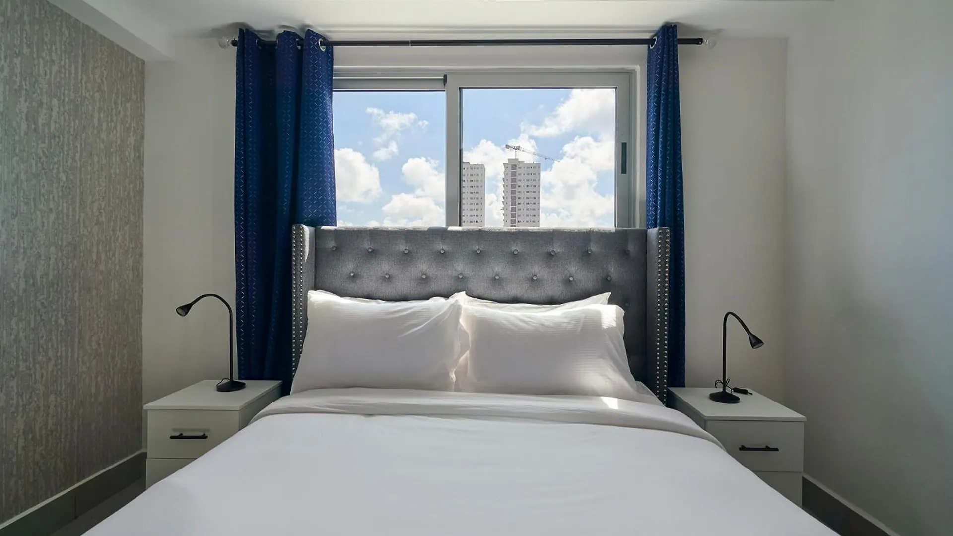 Central Suites Tower Santo Domingo Aparthotel